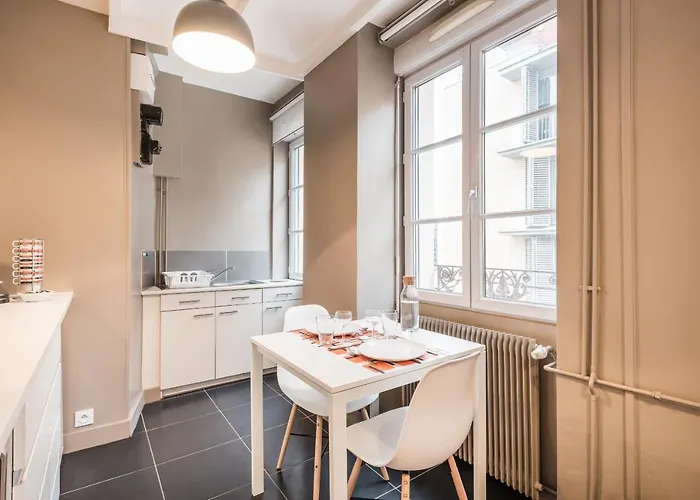 Dify Seguin - Confluence / Perrache Appartement